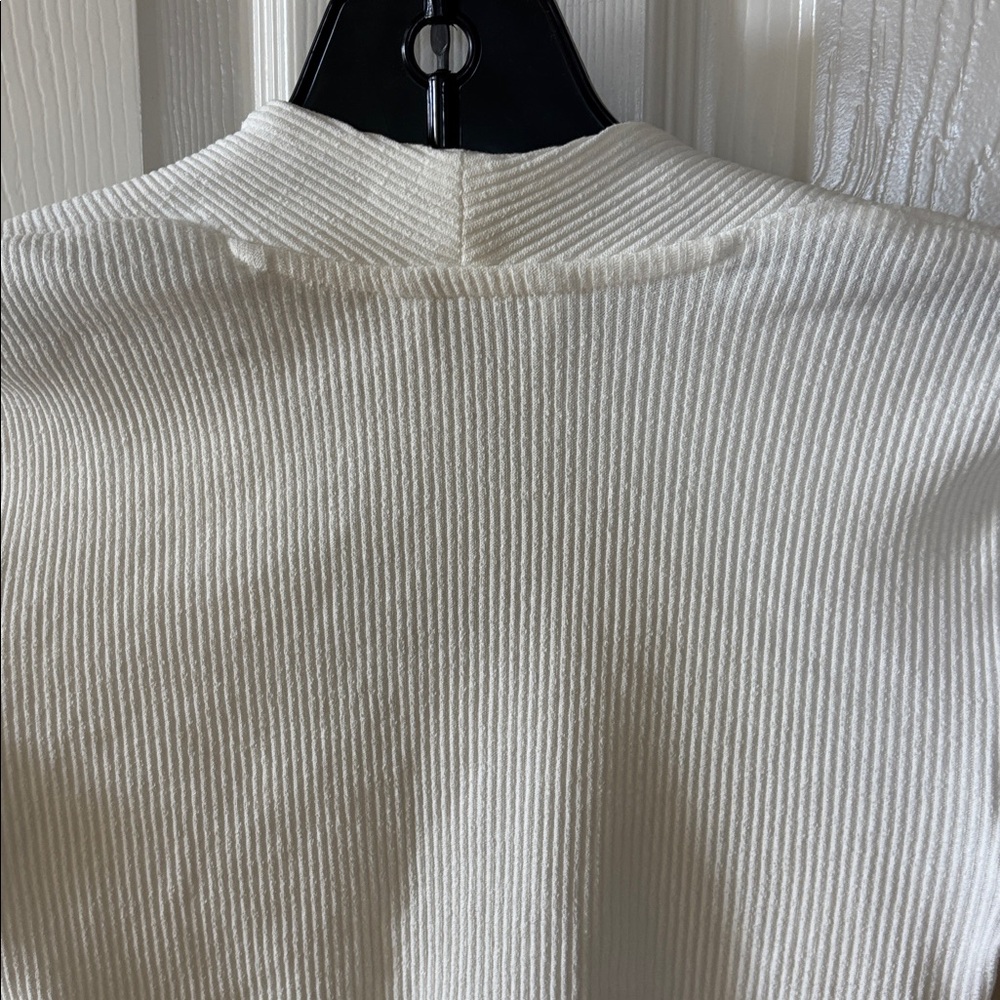 Zara Off-White Ribbed Deep V Long Sleeve Top - Picture 8 of 9